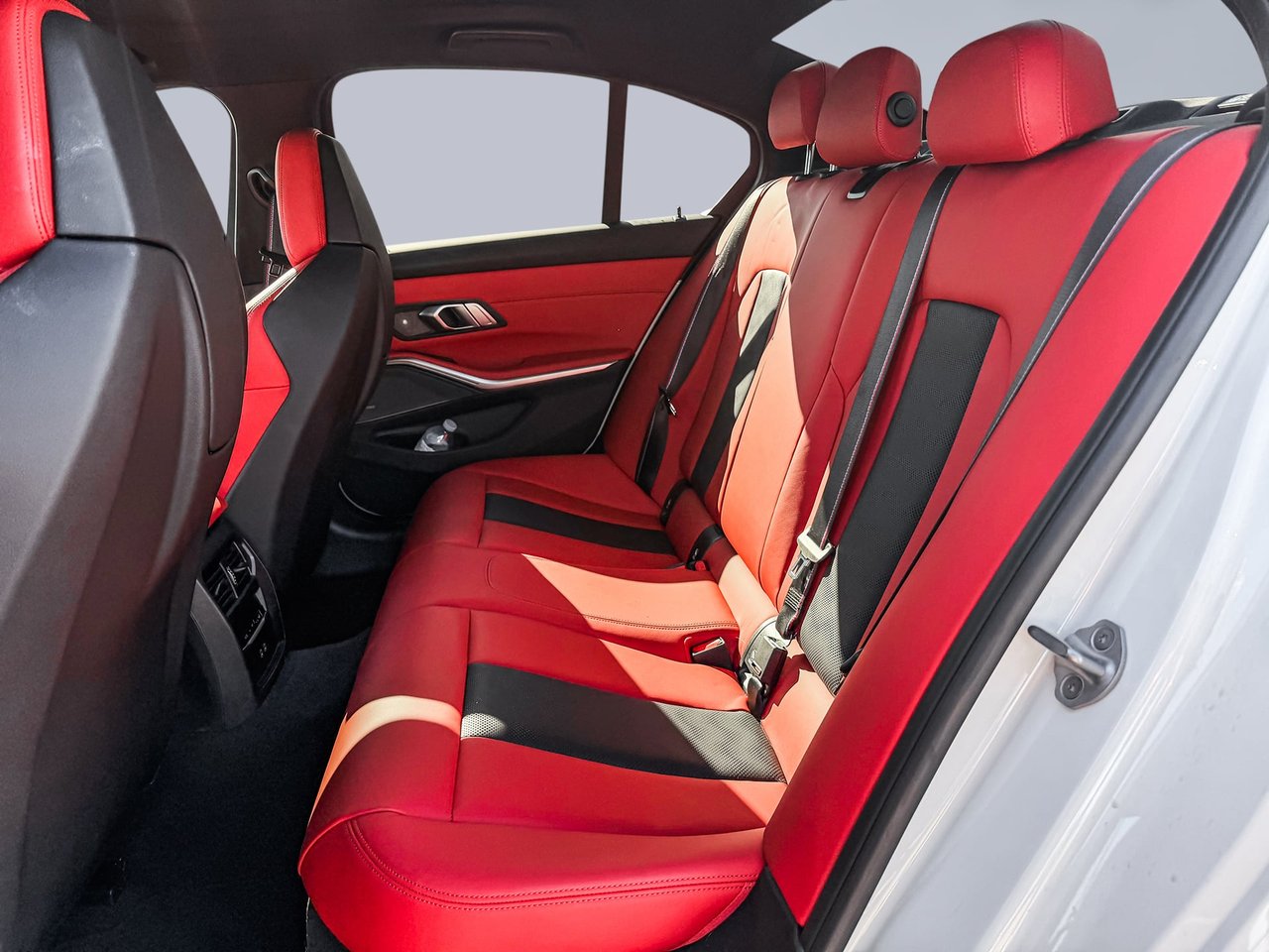 BMW M3 COMPÉTITION 2025-28