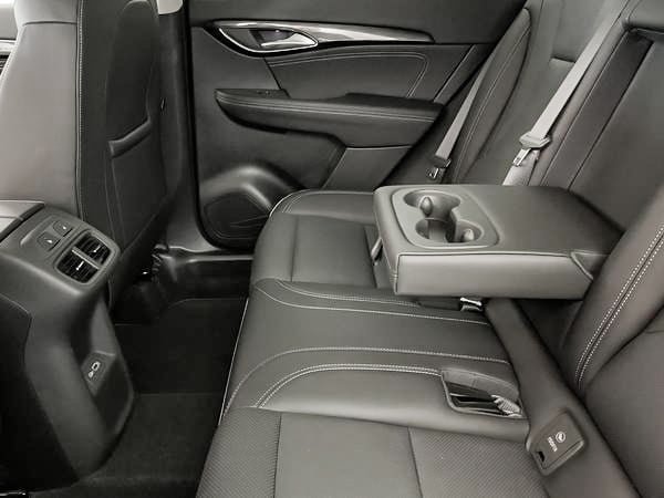 2023 Buick Envision Essence 1SL AWD-25