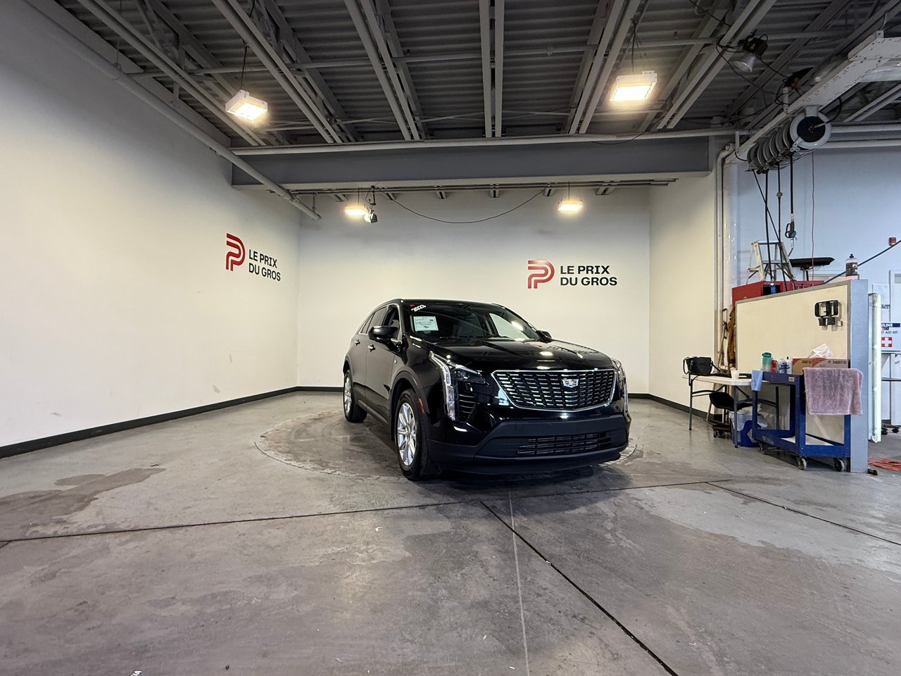 Cadillac XT4 LUXURY 2023-1