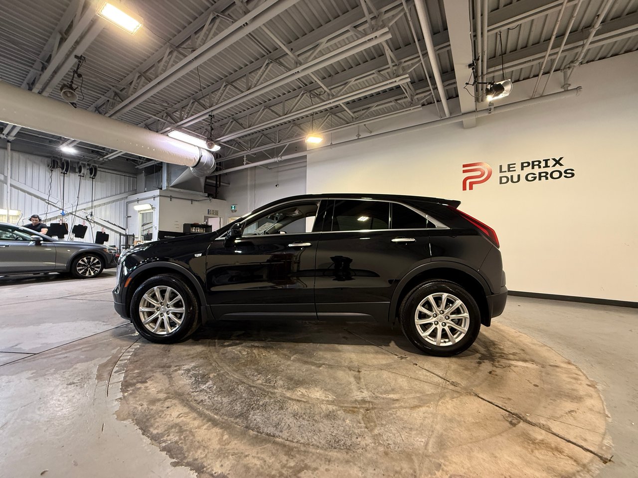 Cadillac XT4 LUXURY 2023-5