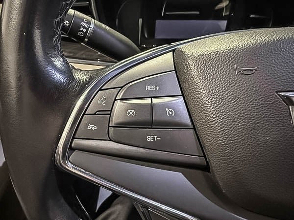 Cadillac XT5 Base 2019-14