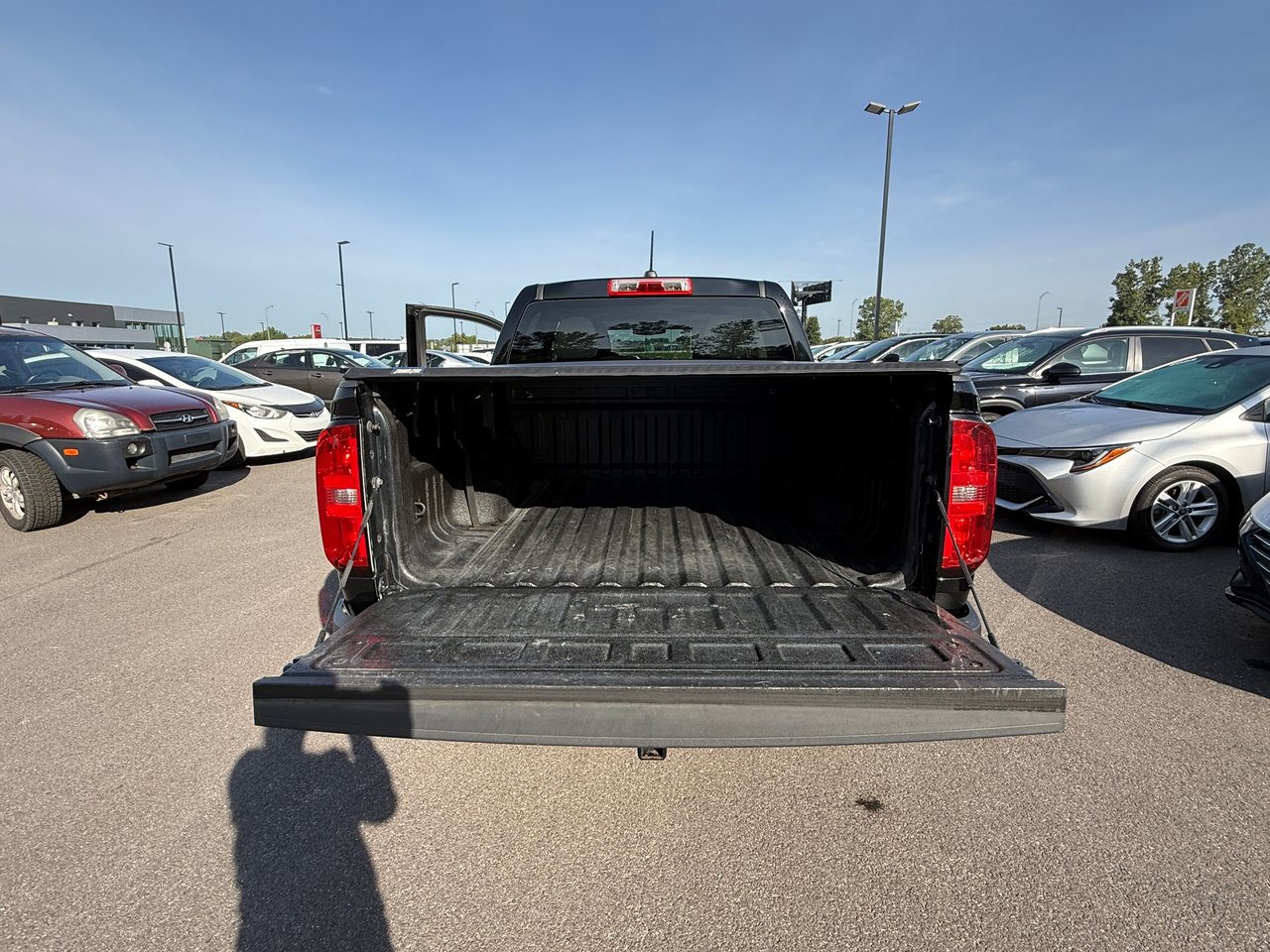 2021 Chevrolet Colorado WORK TRUCK-24