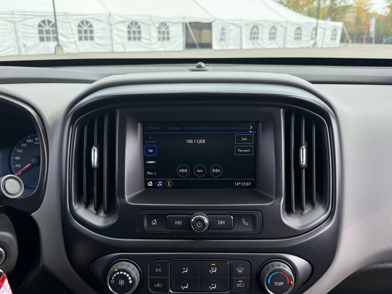 2022 Chevrolet Colorado Work truck-18