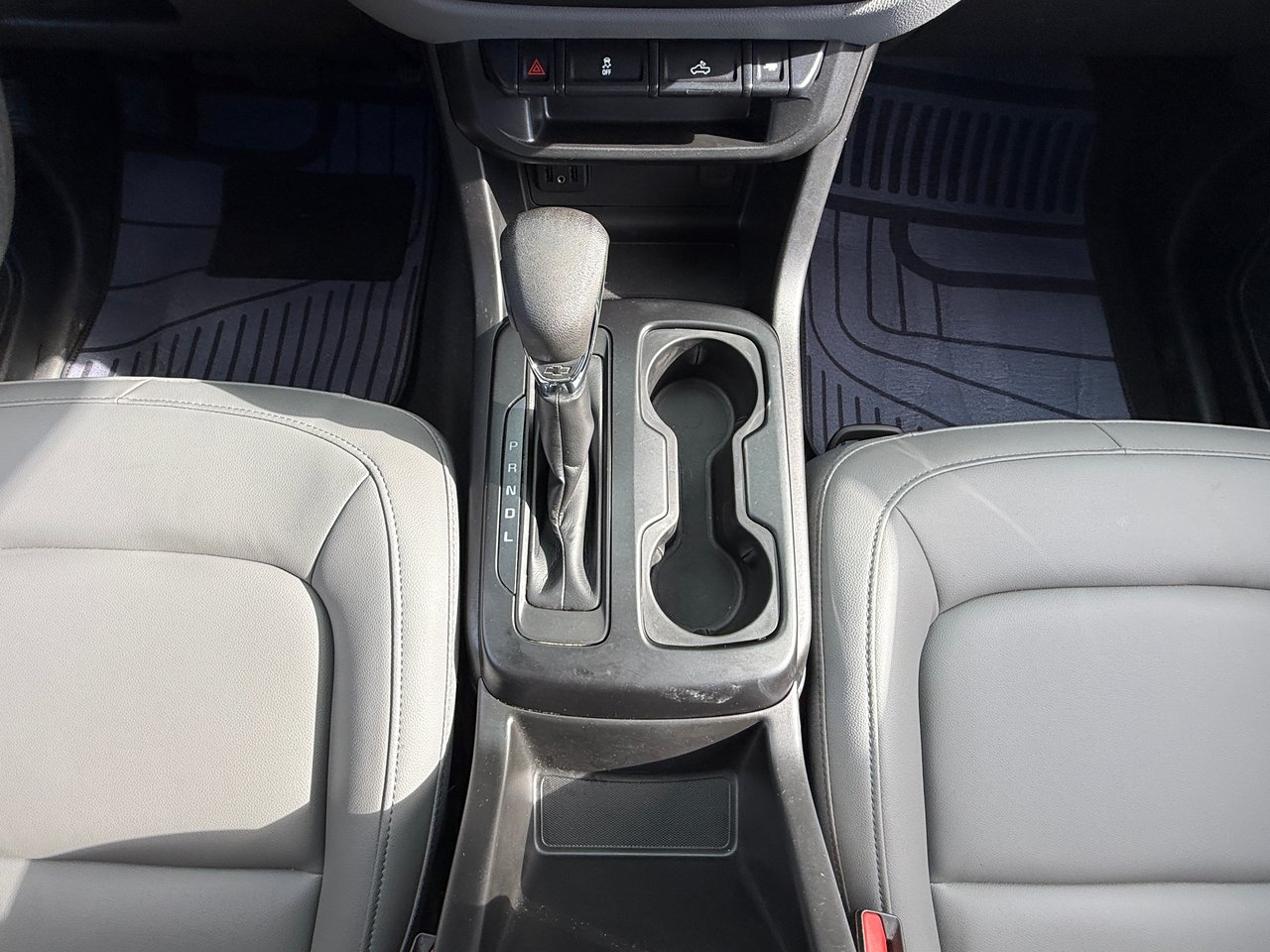 2022 Chevrolet Colorado Work truck-21