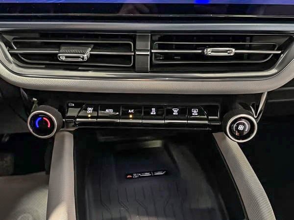 2025 Chevrolet Equinox EV LT-22