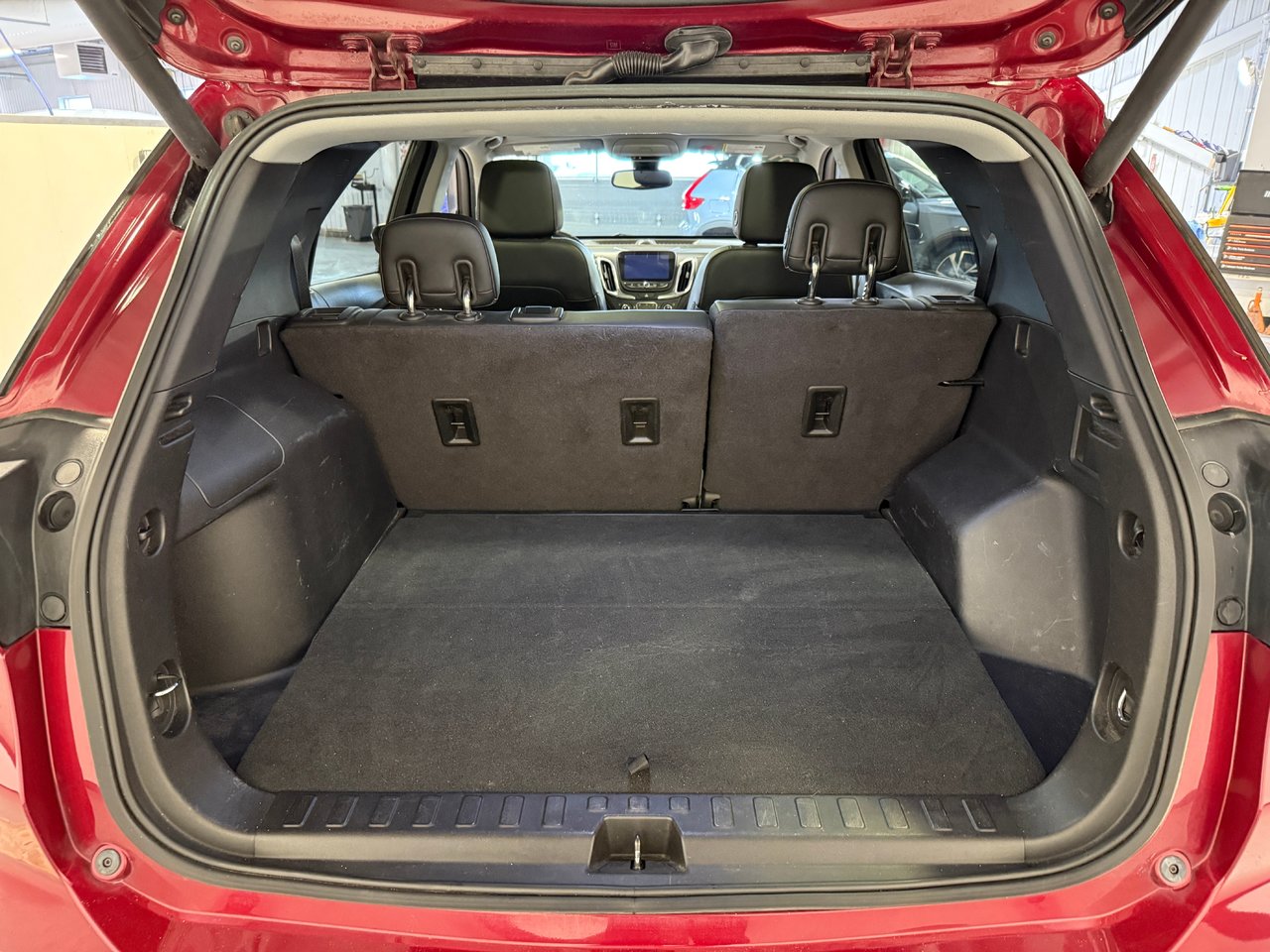 2018 Chevrolet Equinox PREMIER-25