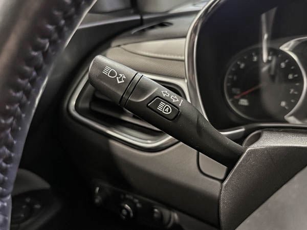 Chevrolet Equinox Premier 2021-17