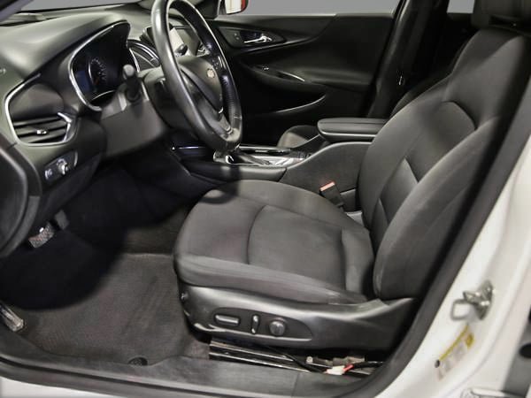 2018 Chevrolet Malibu LT-12