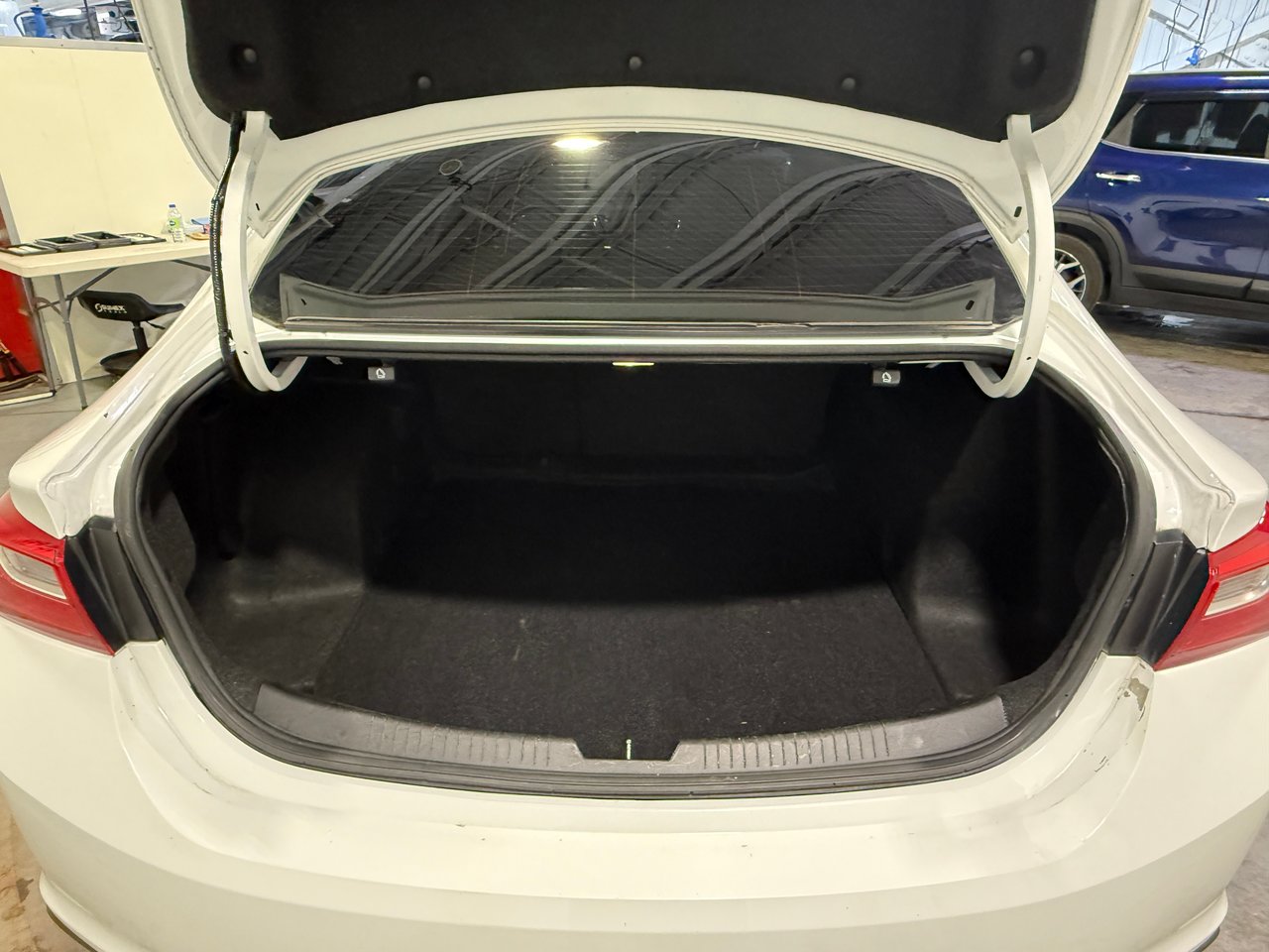 2018 Chevrolet Malibu LT-24