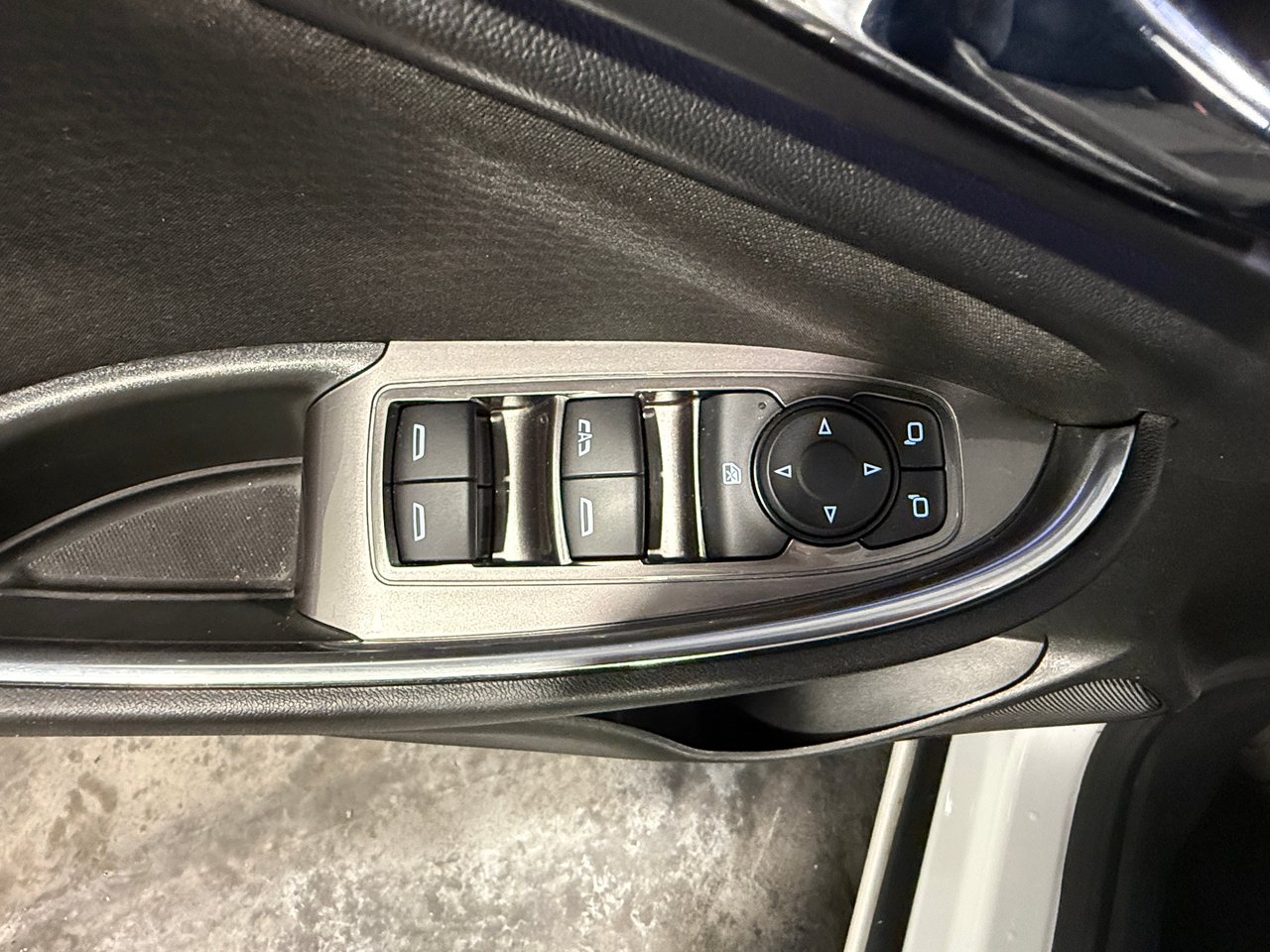 2018 Chevrolet Malibu LT-11