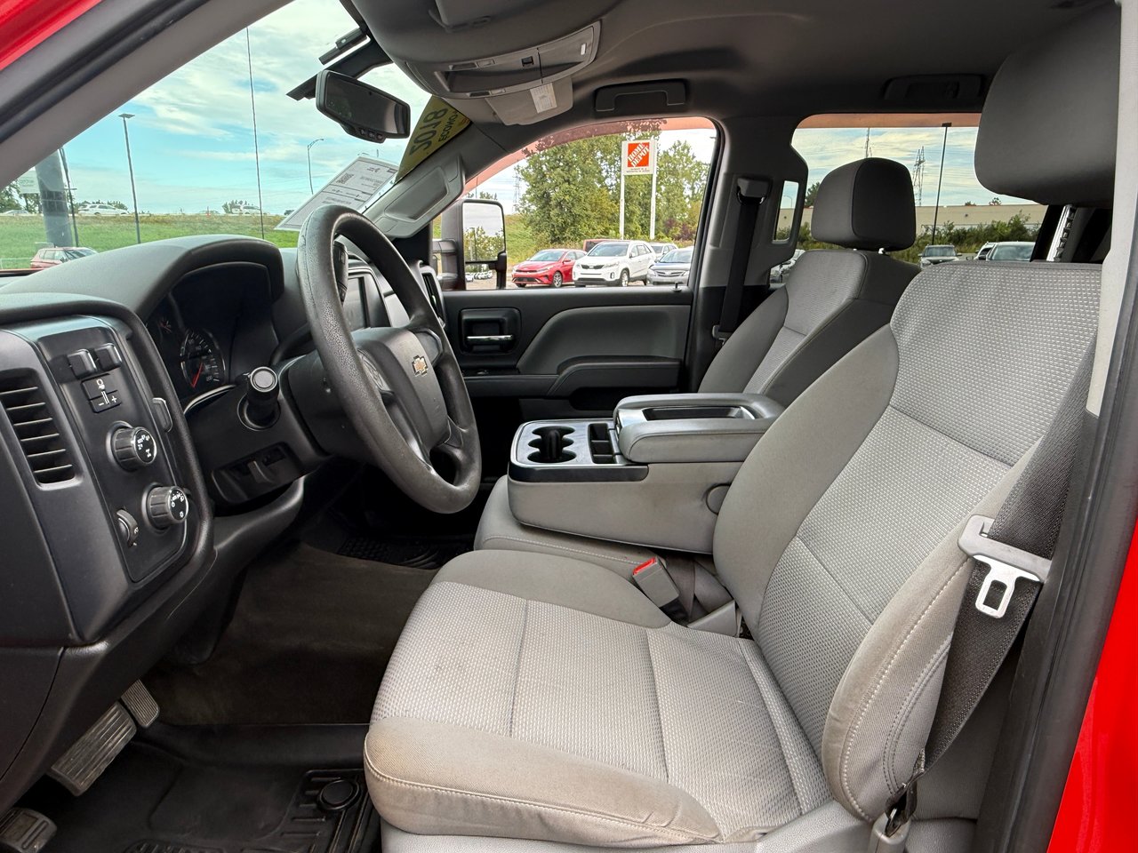 2018 Chevrolet Silverado 1500 CUSTOM-13
