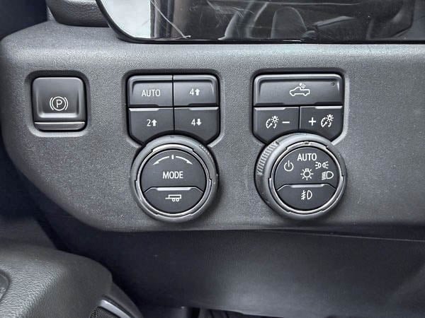 2022 Chevrolet Silverado 1500 LT TRAIL BOSS-12