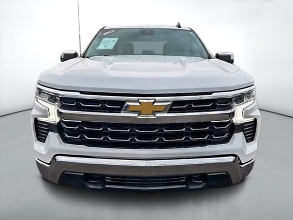 Chevrolet Silverado 1500 LT 2.7L 2023-2