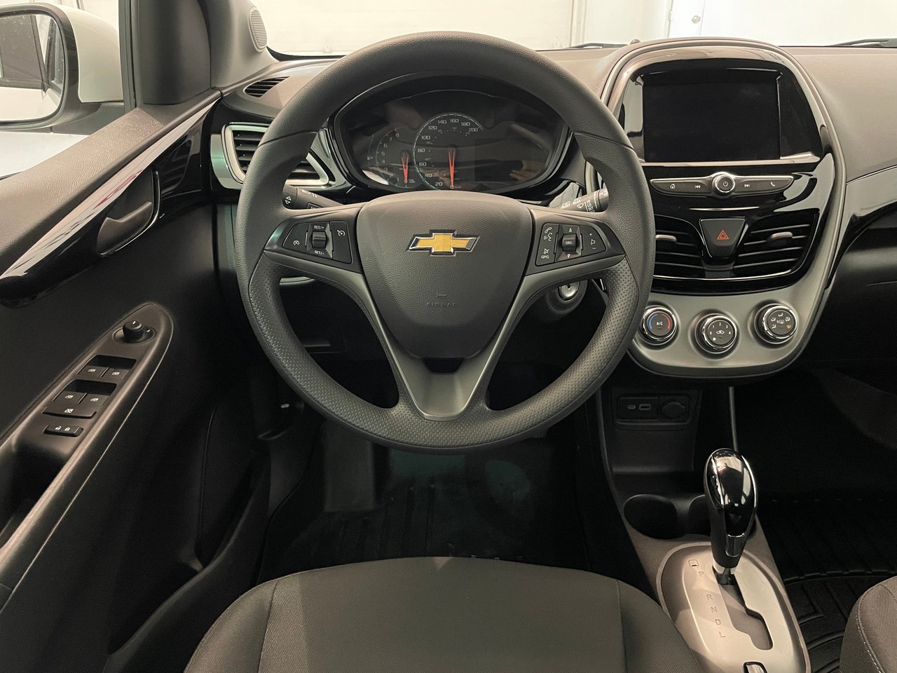 Chevrolet Spark 1LT 2022-8