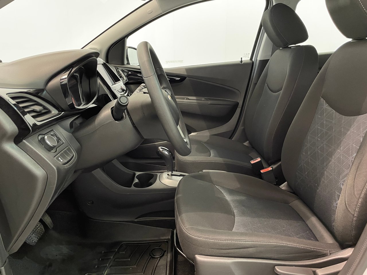 Chevrolet Spark 1LT 2022-10