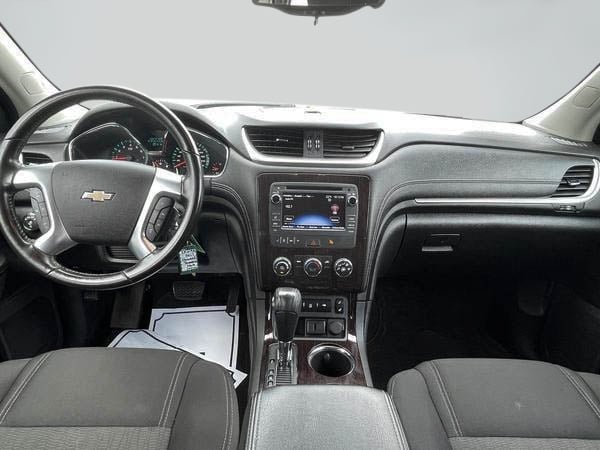 Chevrolet Traverse 1LT 2017-15