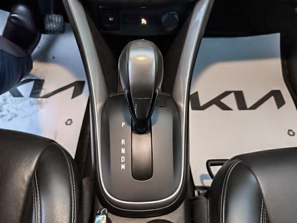 2021 Chevrolet Trax LT AWD-25