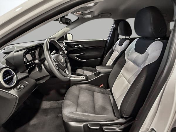 2024 Chevrolet Trax LS-12