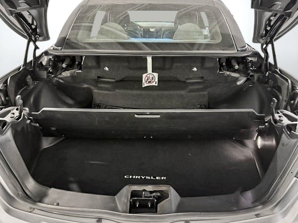 2013 Chrysler 200 Touring convertible-23