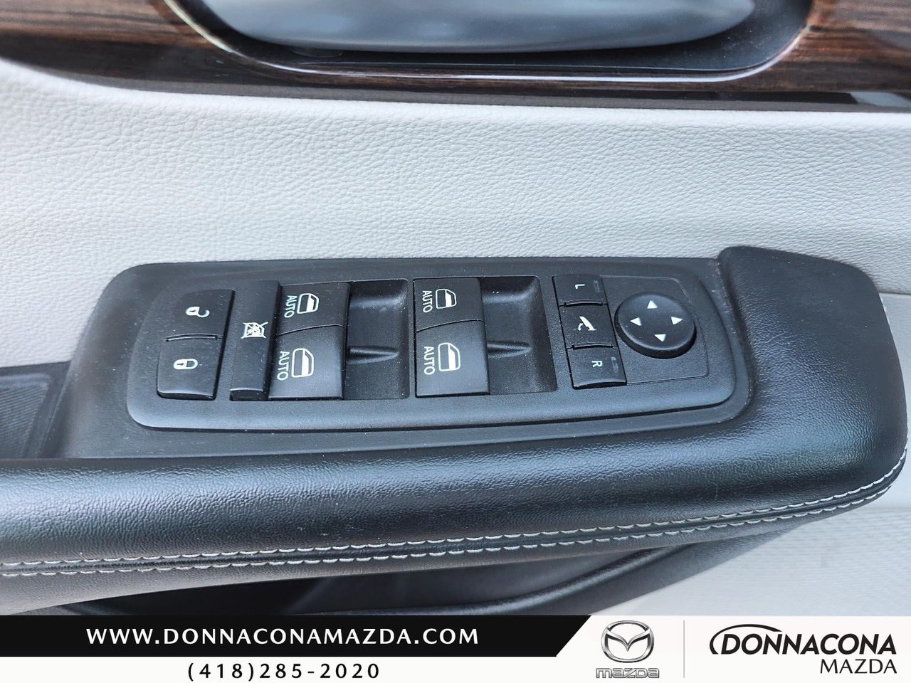 2022 Chrysler Pacifica Hybrid LIMITED-13