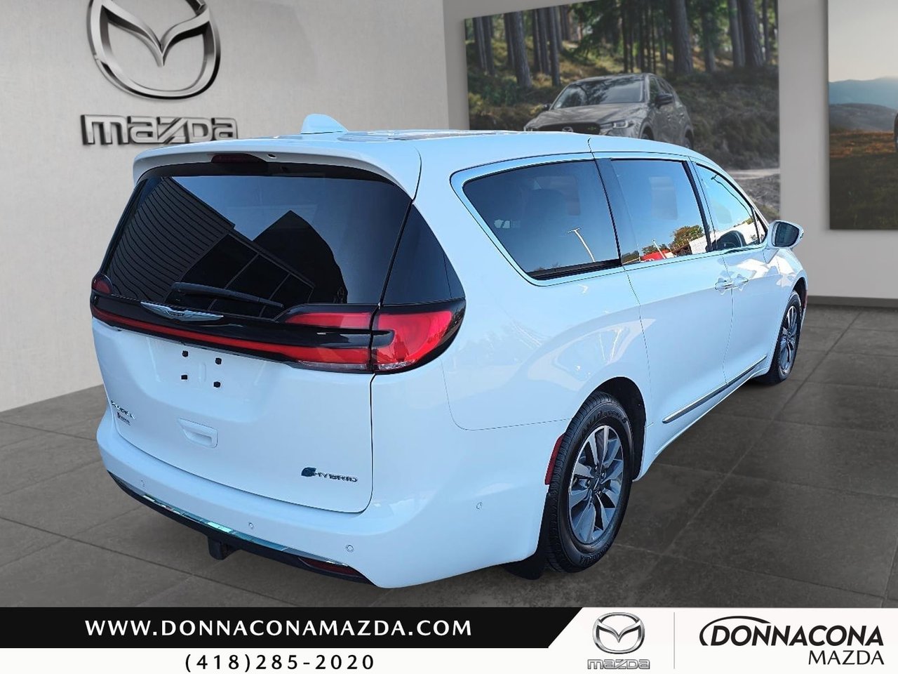 2022 Chrysler Pacifica Hybrid LIMITED-4