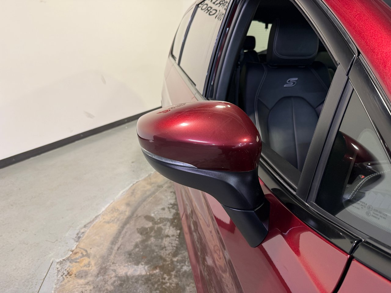 2023 Chrysler Pacifica Hybrid TOURING-8