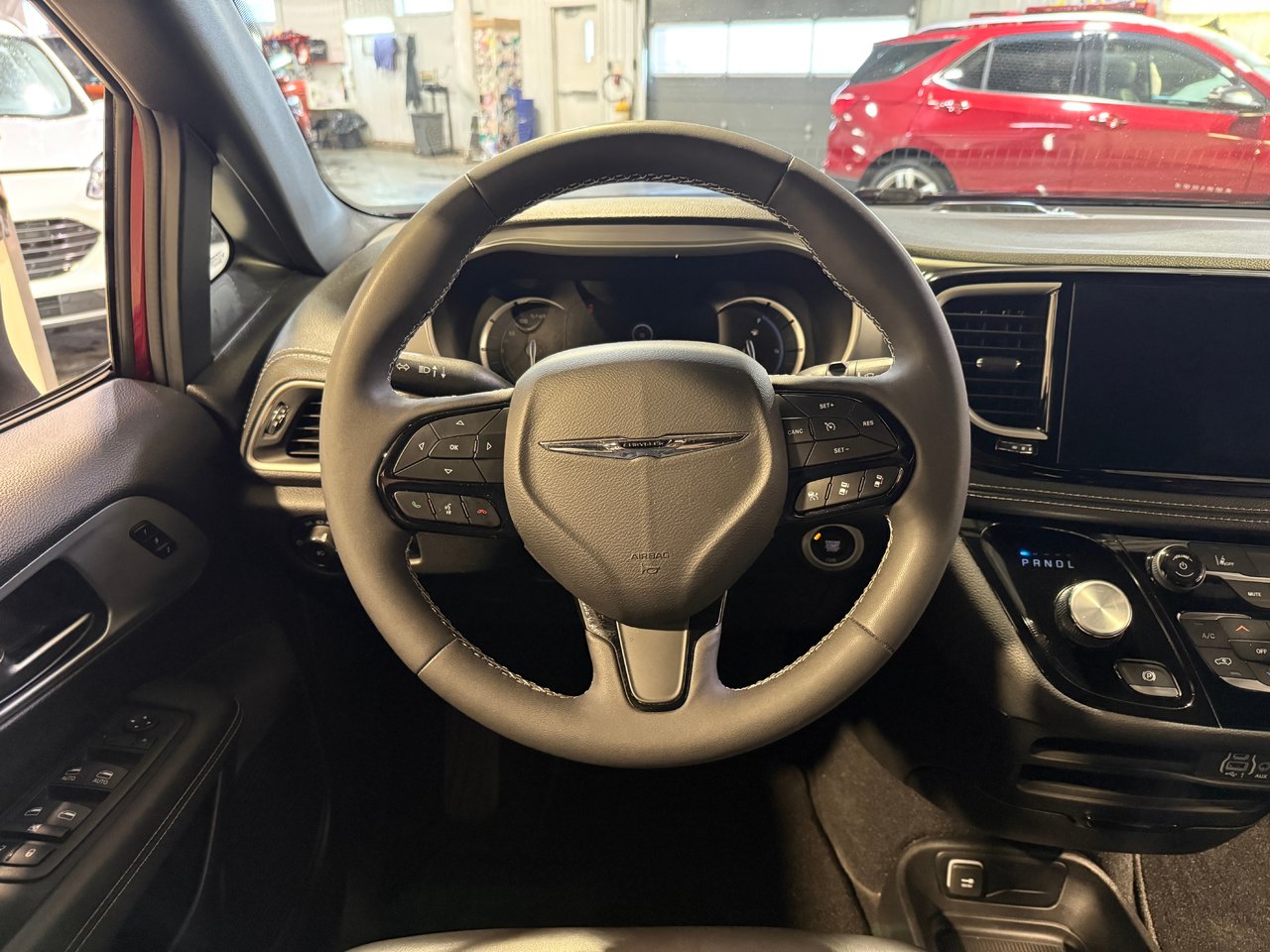 2023 Chrysler Pacifica Hybrid TOURING-13
