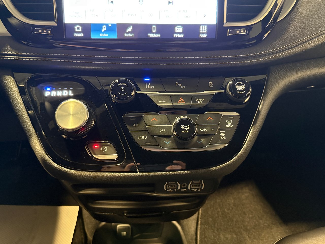 2023 Chrysler Pacifica Hybrid TOURING-21
