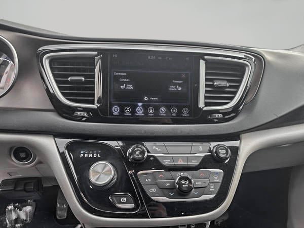Chrysler Pacifica touring l 2017-11