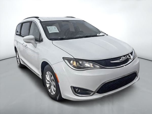 Chrysler Pacifica touring l 2017-0