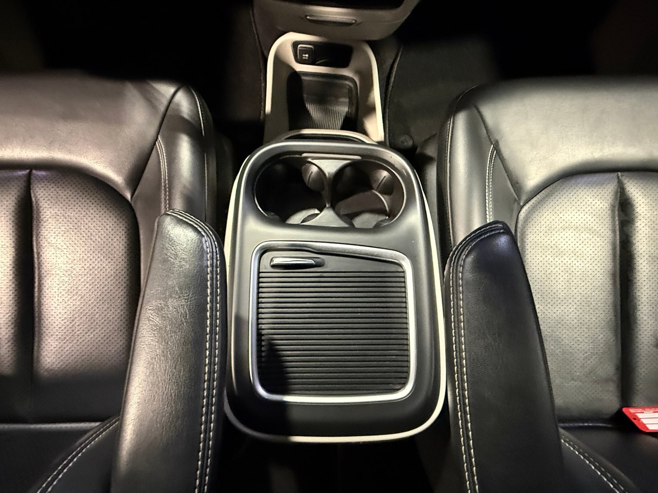 2023 Chrysler Pacifica TOURING-22