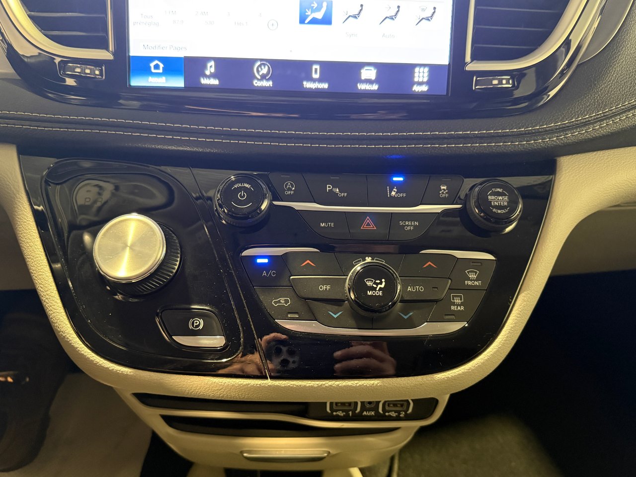 2023 Chrysler Pacifica TOURING-21