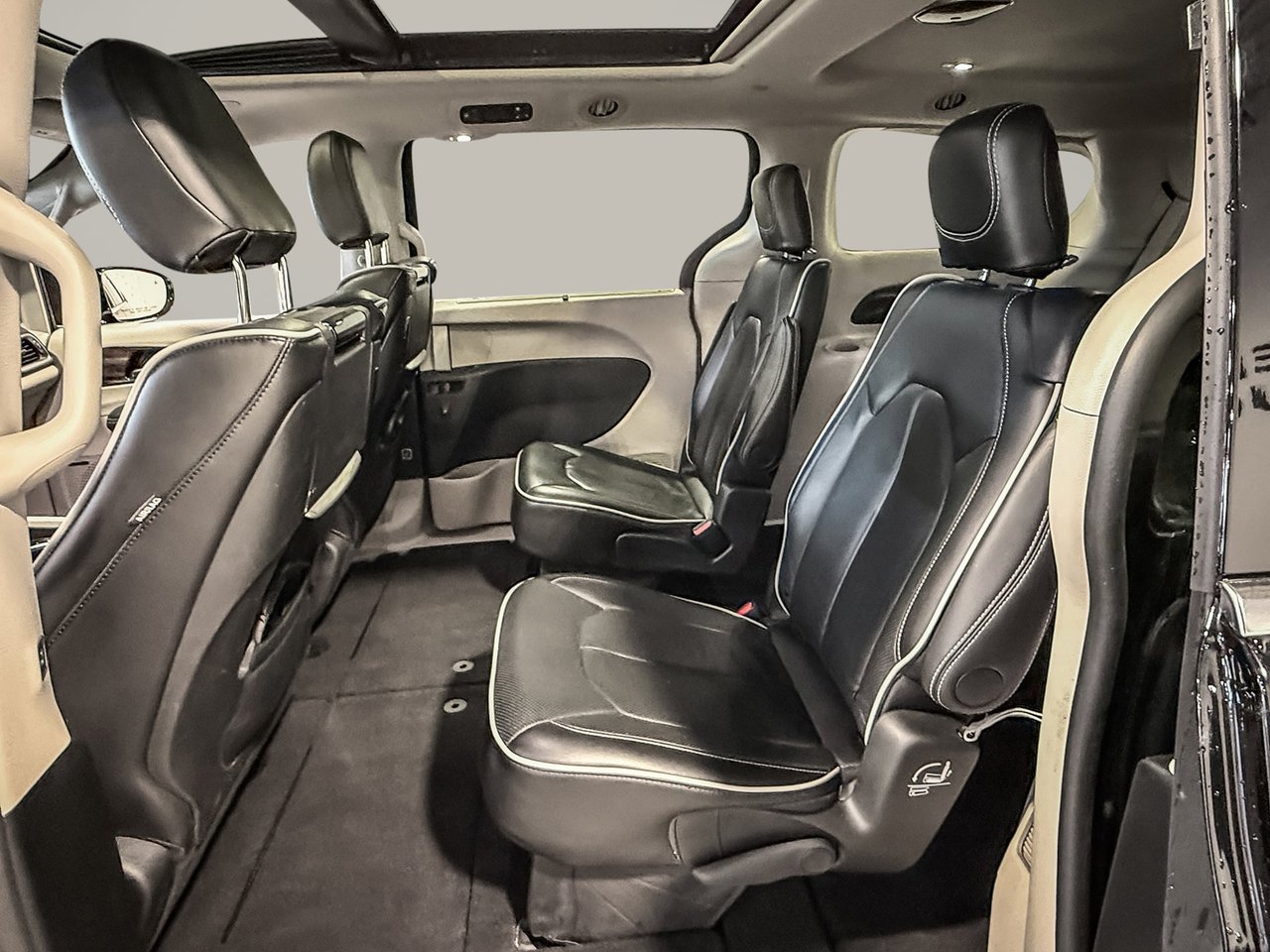 Chrysler Pacifica LIMITED AWD 2024-24