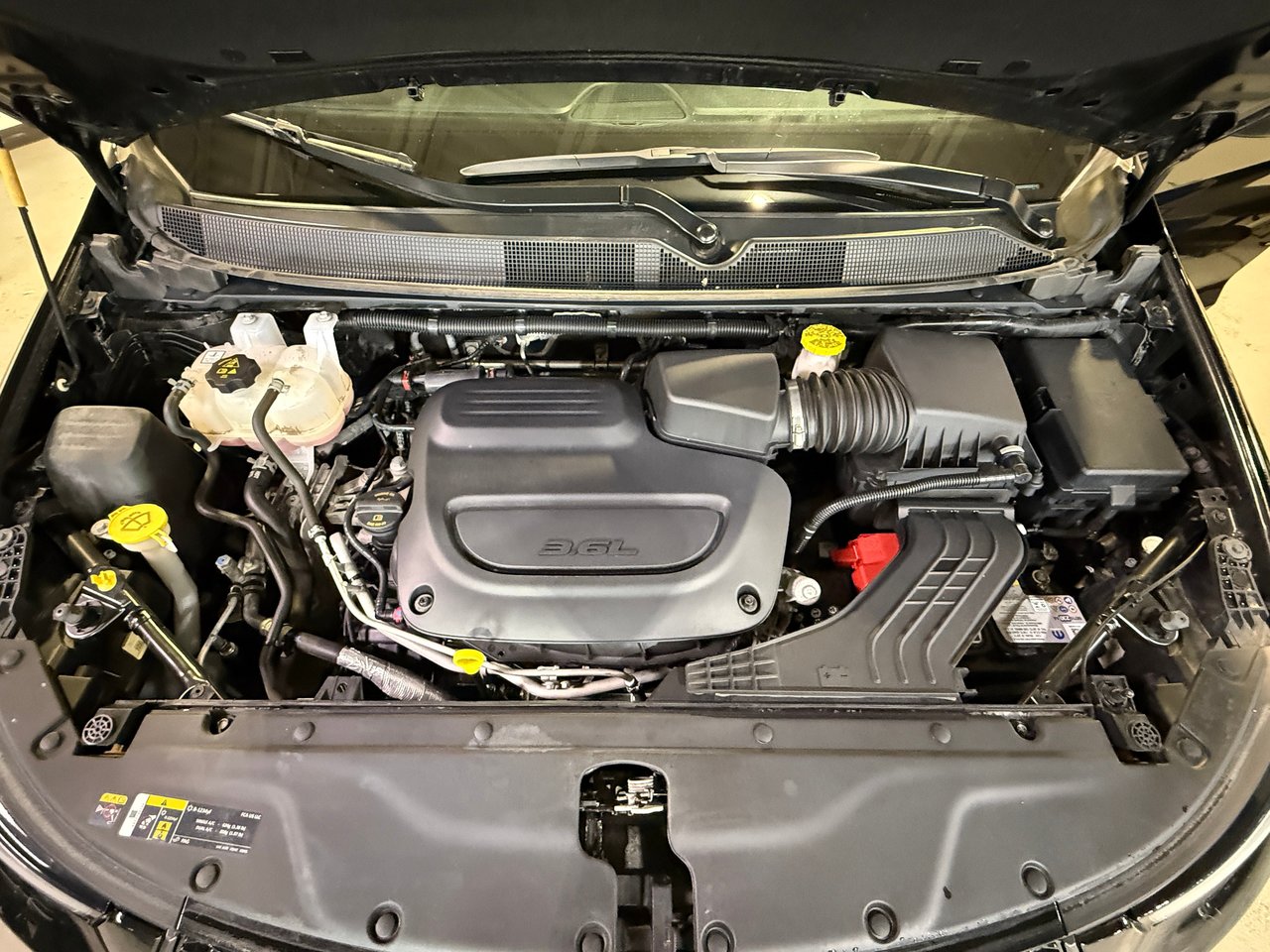 2025 Chrysler Pacifica Limited-26