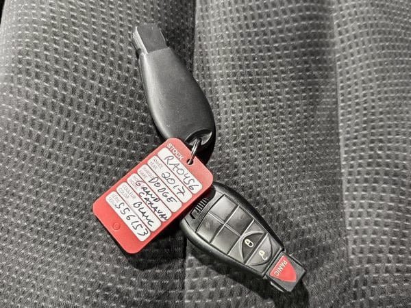 2017 Dodge Grand Caravan SXT-25