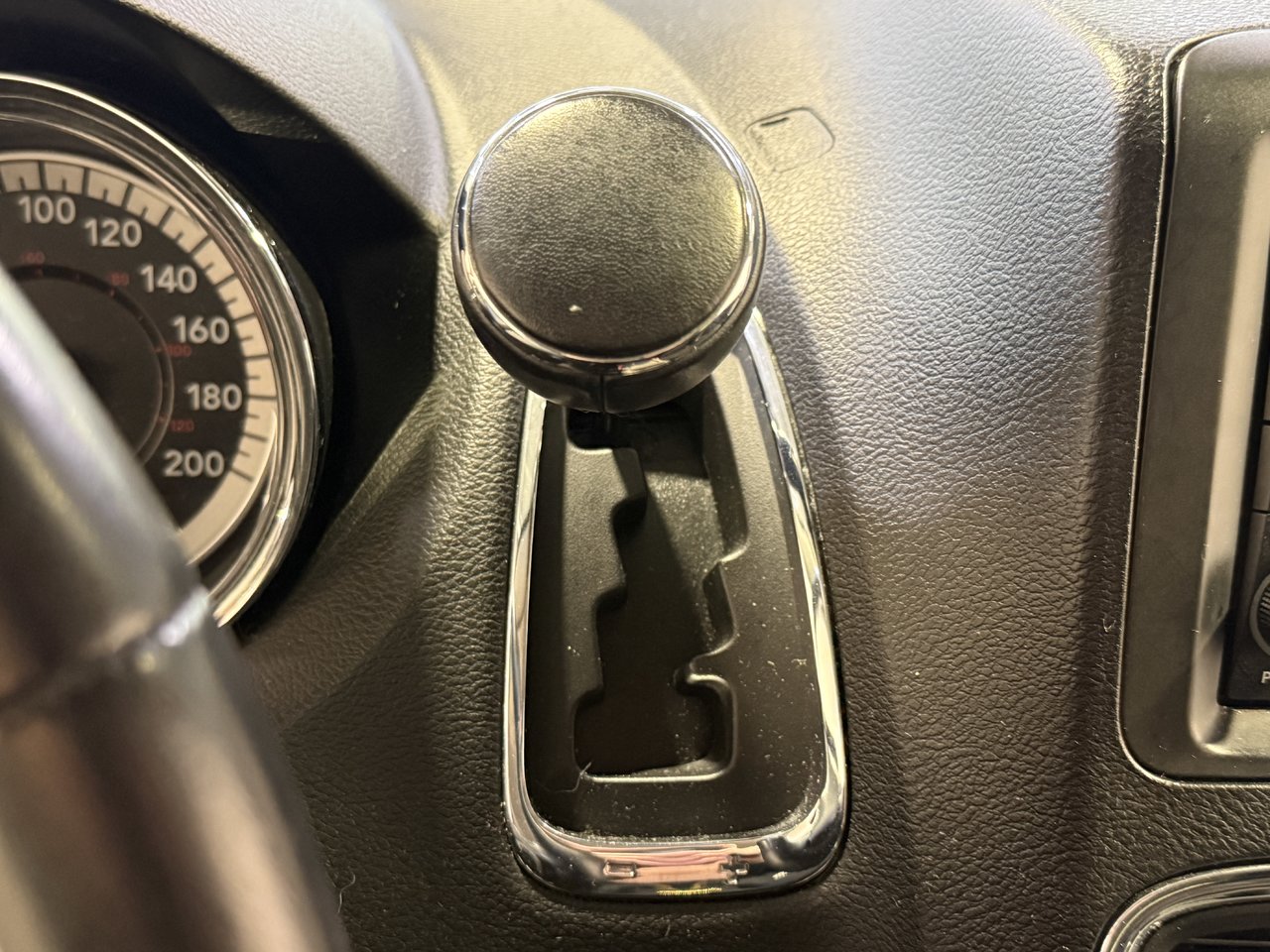 Dodge Grand Caravan SXT 2017-15