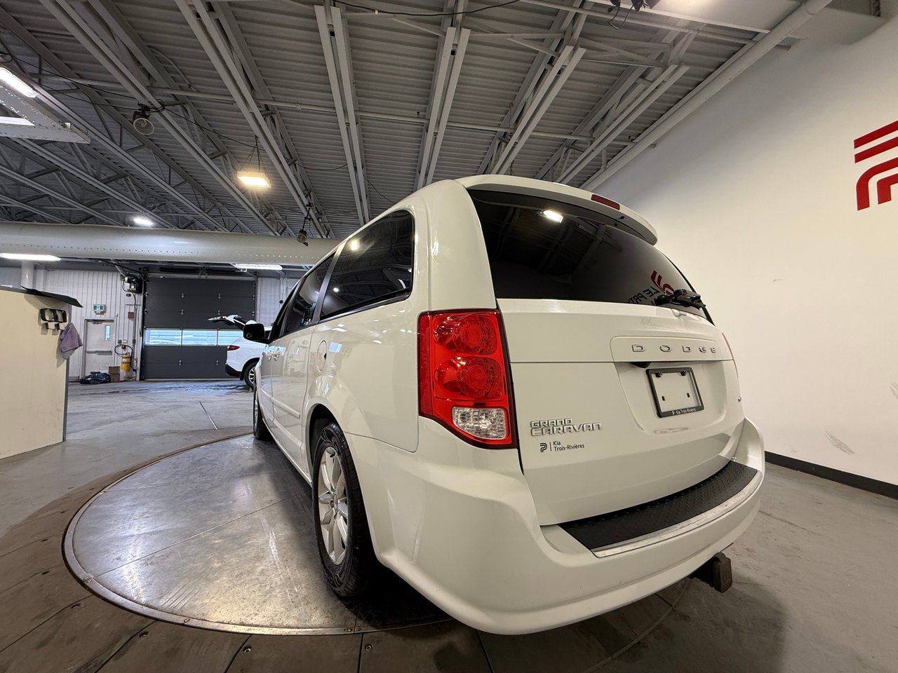 Dodge Grand Caravan SXT 2017-4