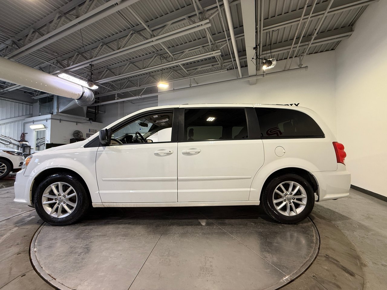 Dodge Grand Caravan SXT 2017-6