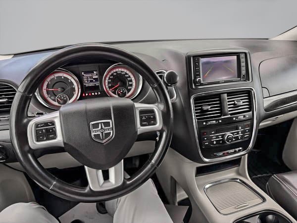 2020 Dodge Grand Caravan CREW PLUS-24