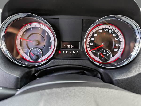 2020 Dodge Grand Caravan SE-17