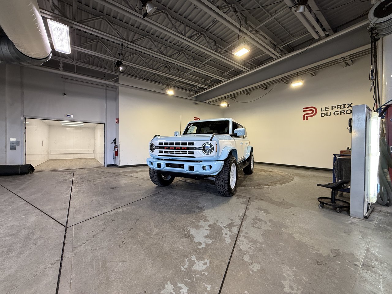 2025 Ford Bronco HERITAGE 4X4 +MAGS-6