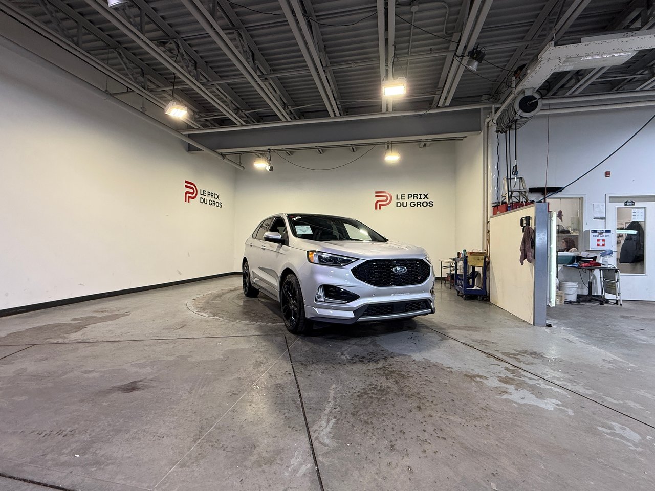 2019 Ford Edge ST-0