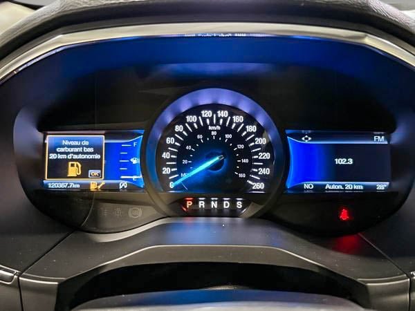 2021 Ford Edge Titanium-19