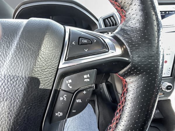 2022 Ford Edge SEL-13