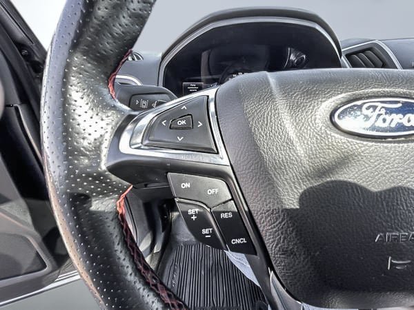 2022 Ford Edge SEL-12