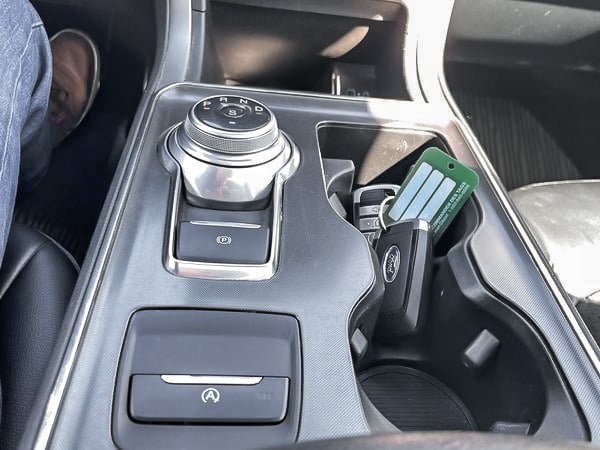 2022 Ford Edge SEL-19