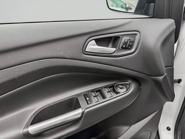 Ford Escape TITANIUM AWD 2017-10
