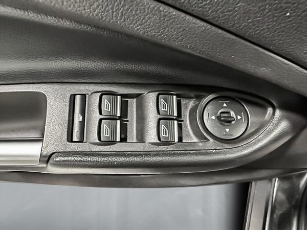 2019 Ford Escape SE-11
