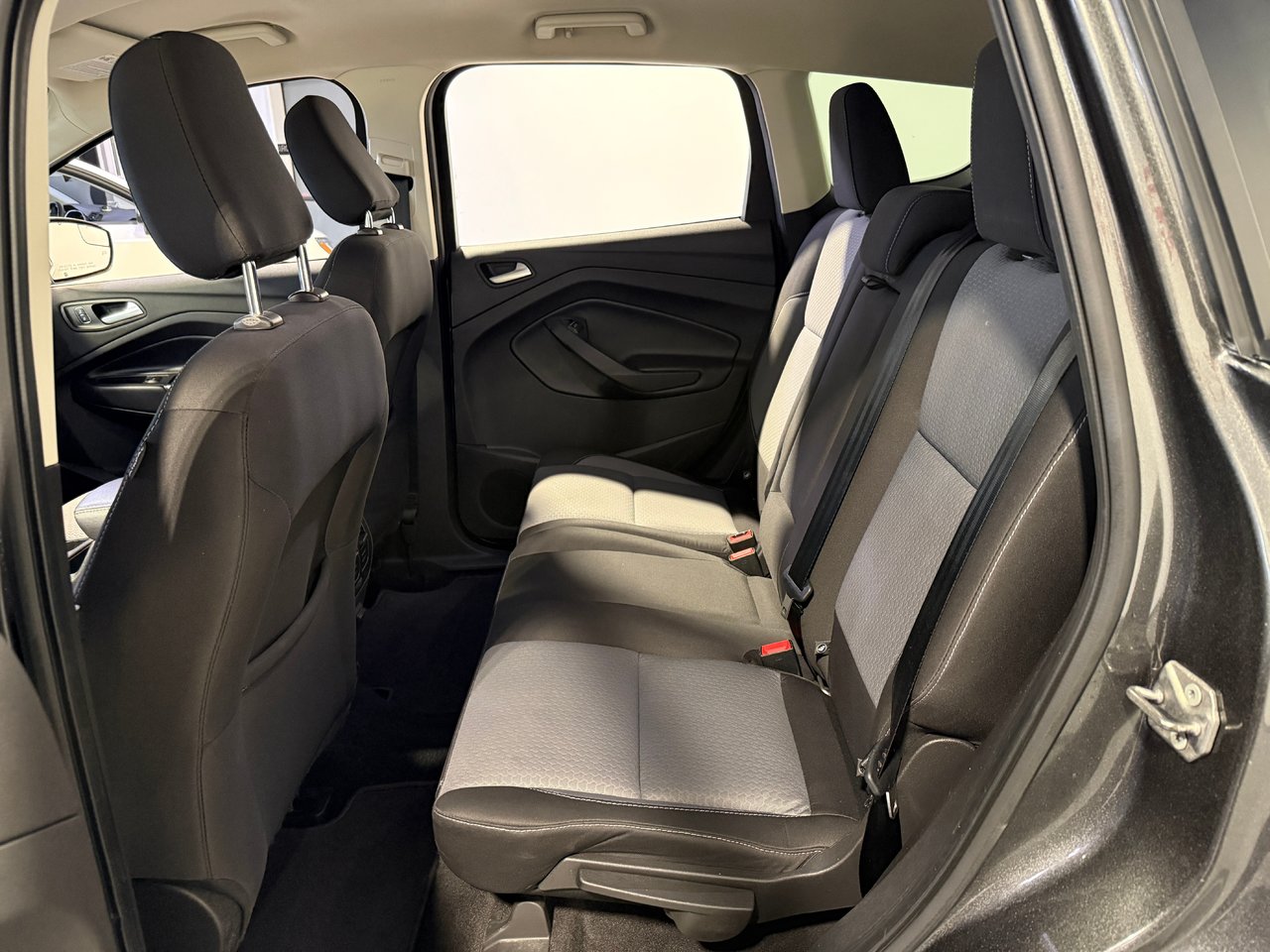 2019 Ford Escape SE-23