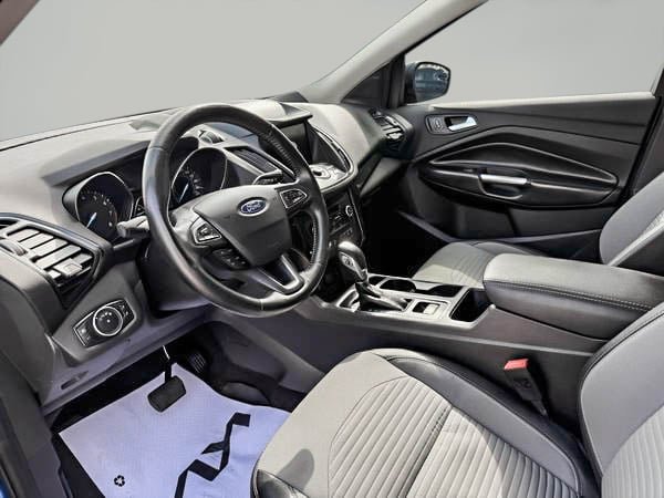 2019 Ford Escape TITANIUM AWD-12